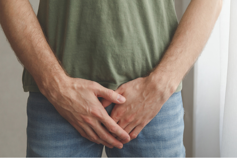 CANDIDIASIS HOMBRES BALANITIS GENITALES MASCULINOS